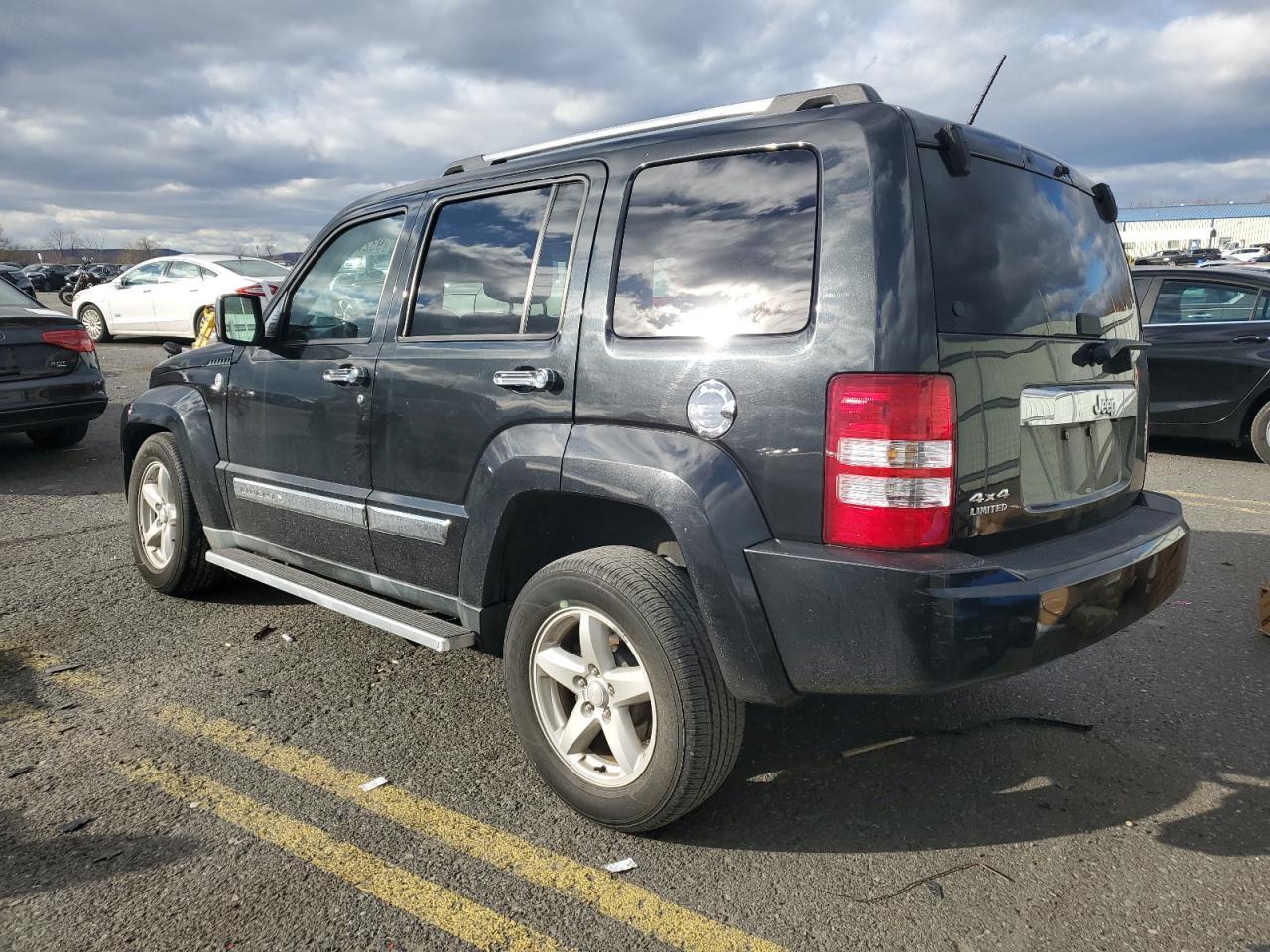 2012 JEEP Liberty