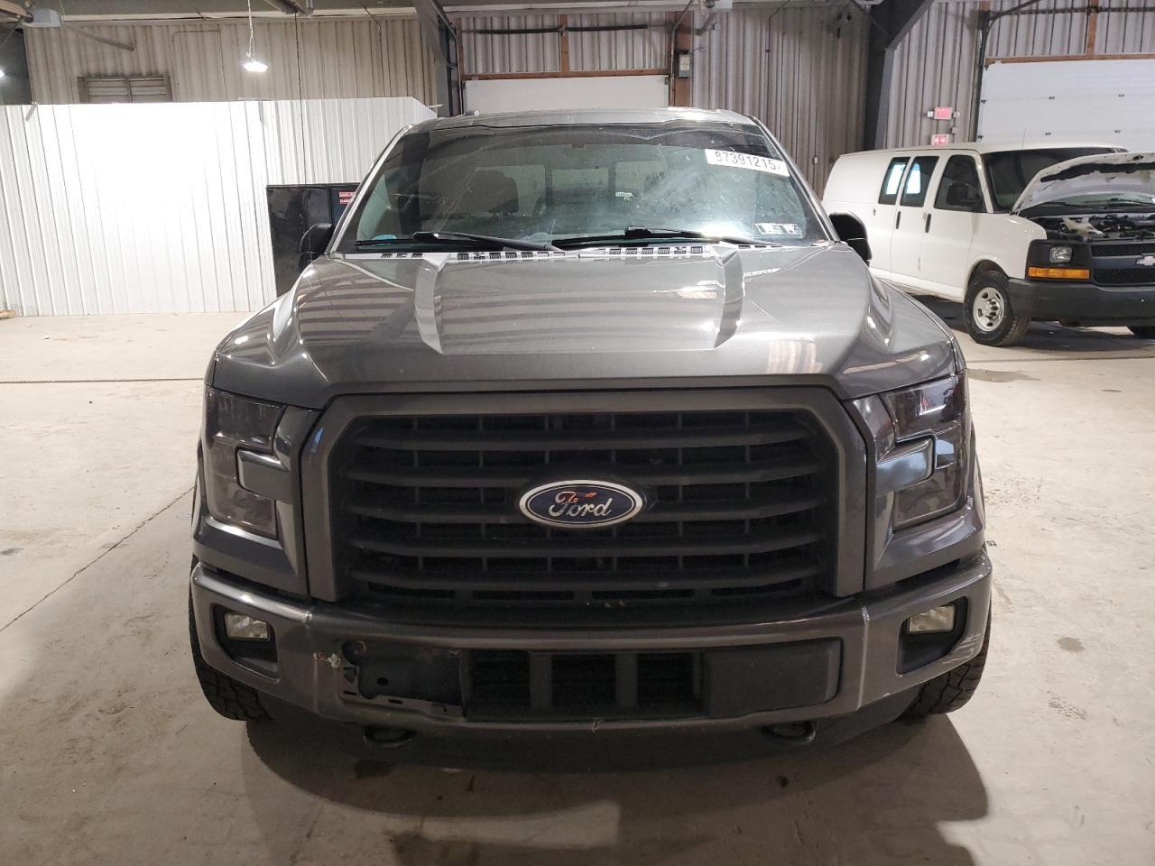 2015 FORD F-150