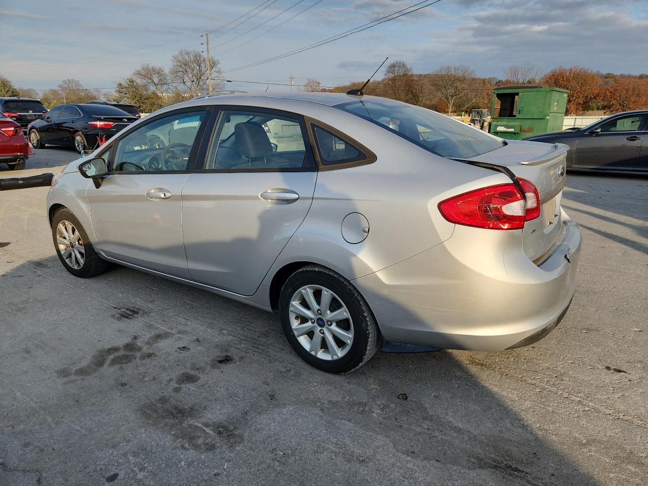 2012 FORD Fiesta