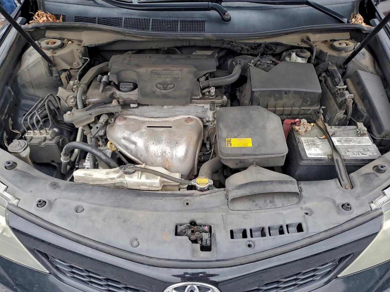 2014 TOYOTA CAMRY