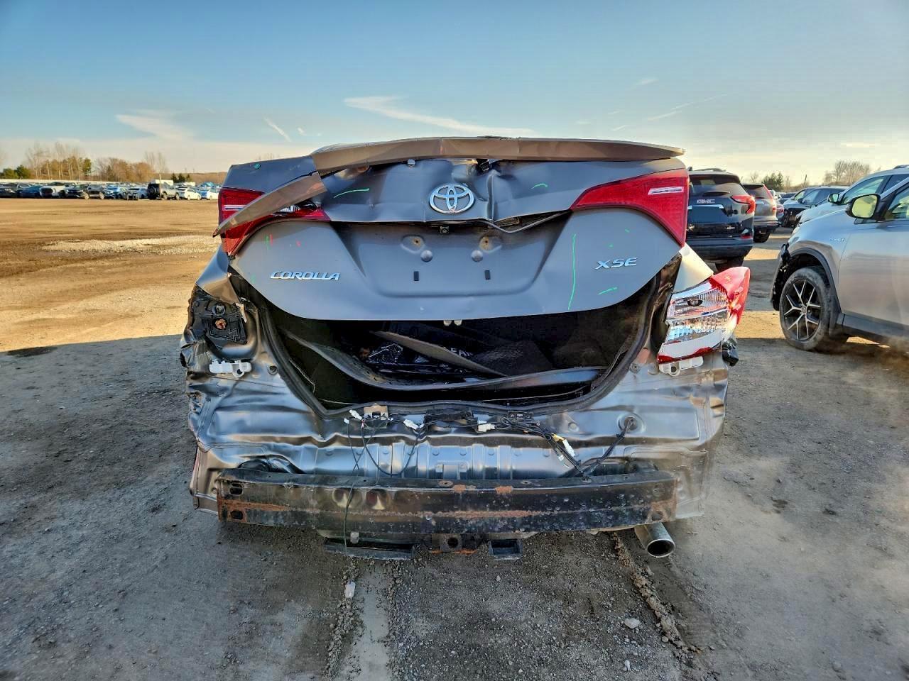 2017 TOYOTA COROLLA