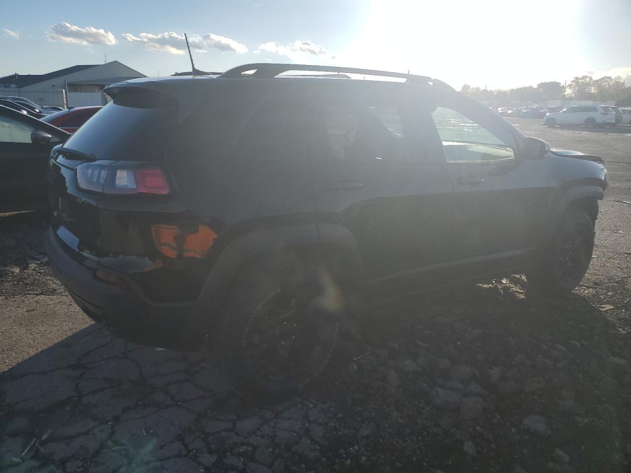 2022 JEEP CHEROKEE