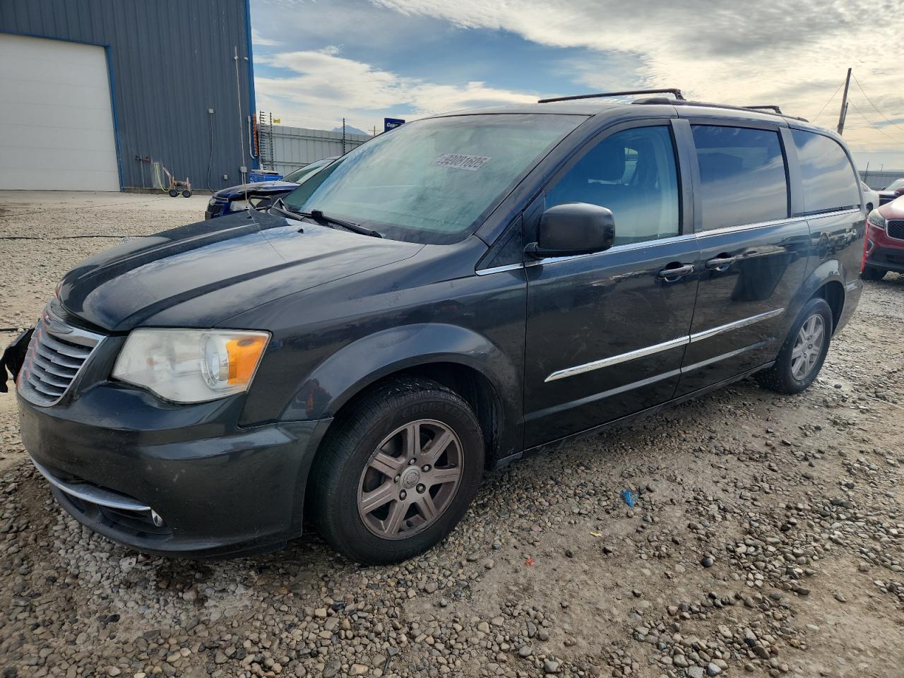 2012 CHRYSLER Town & Country