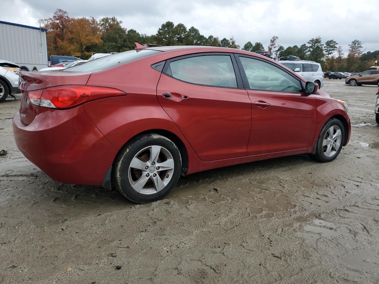 2012 HYUNDAI ELANTRA