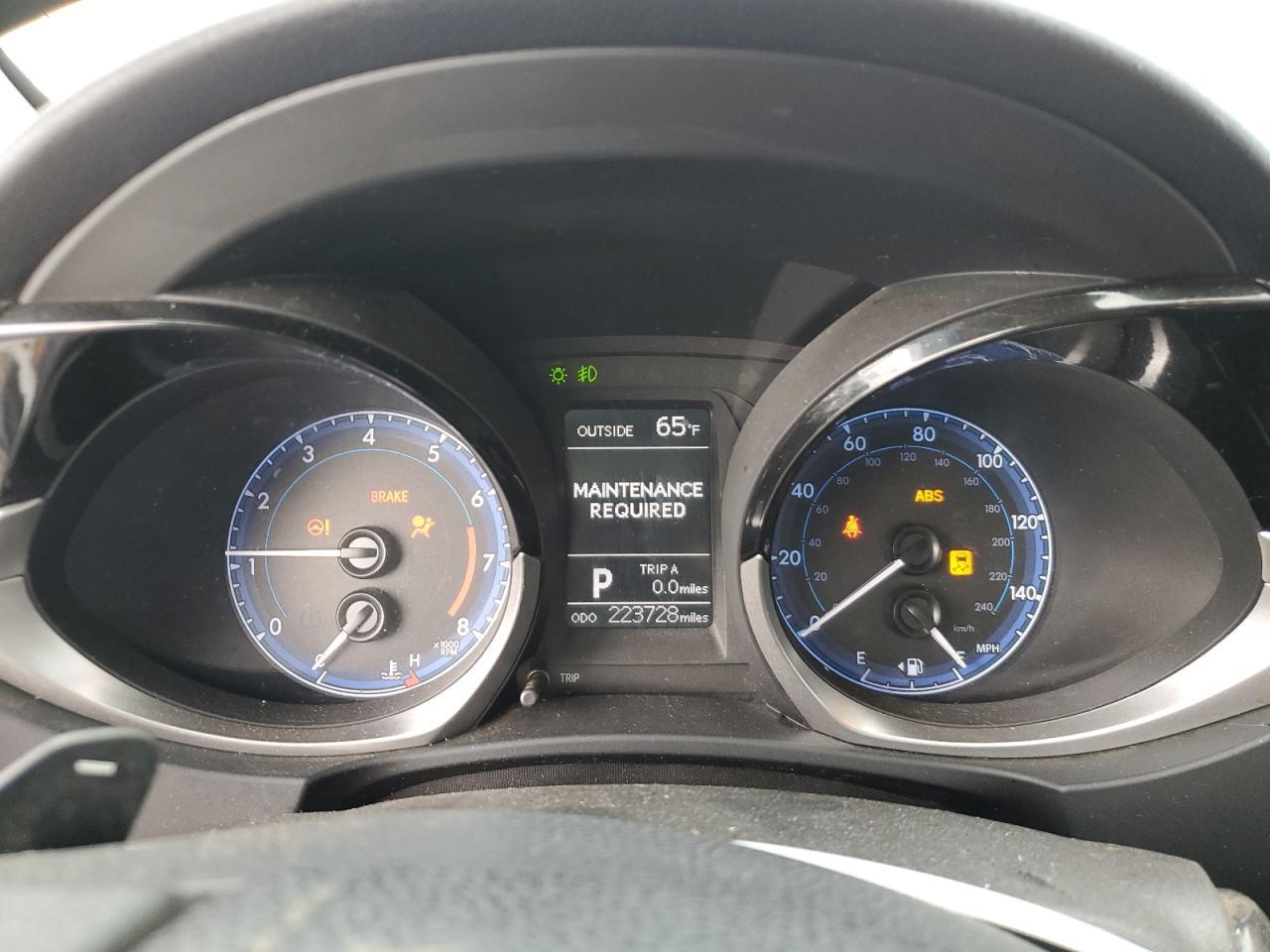 2015 TOYOTA COROLLA