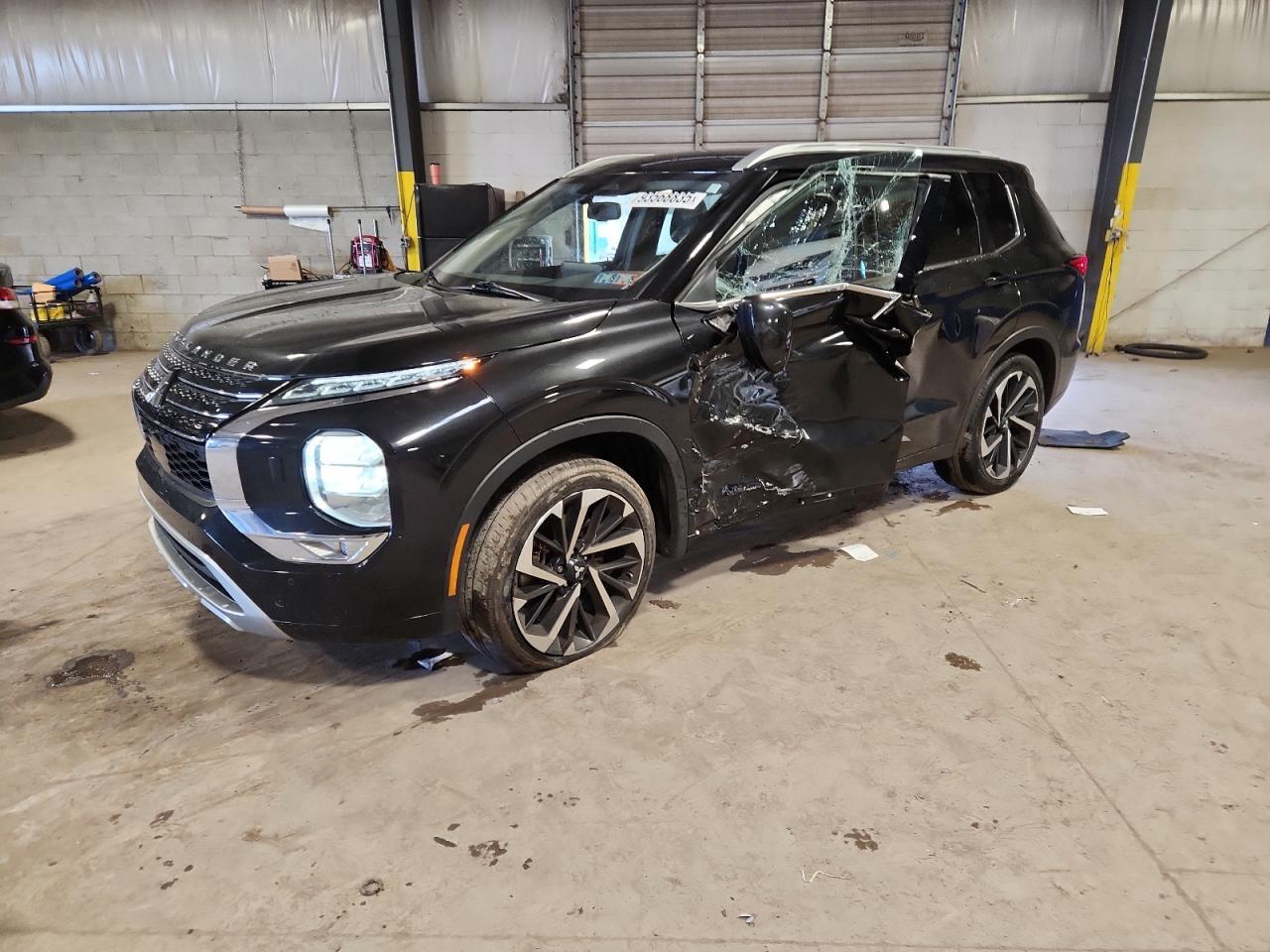 2022 MITSUBISHI outlander