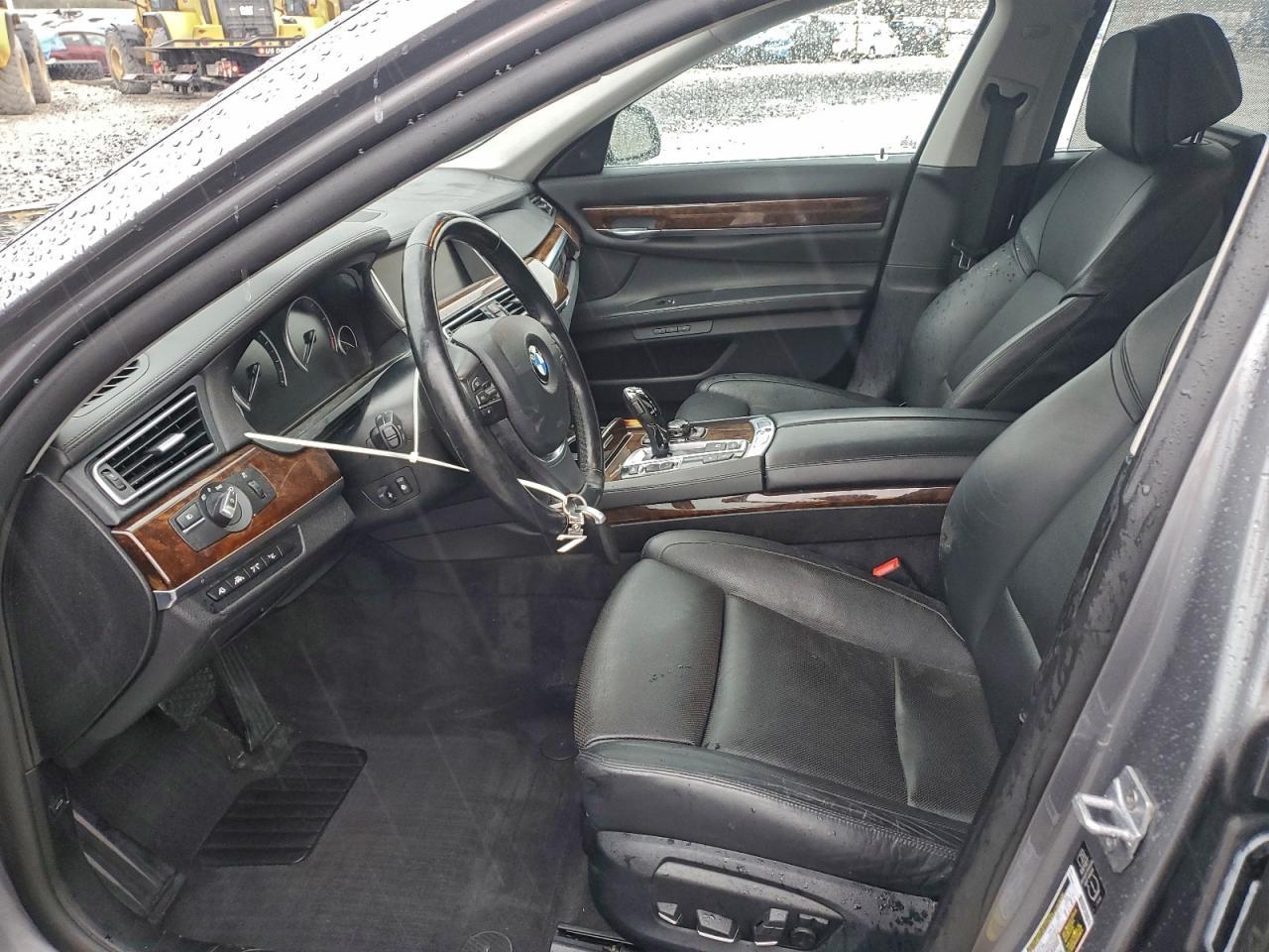 2013 BMW 7 series