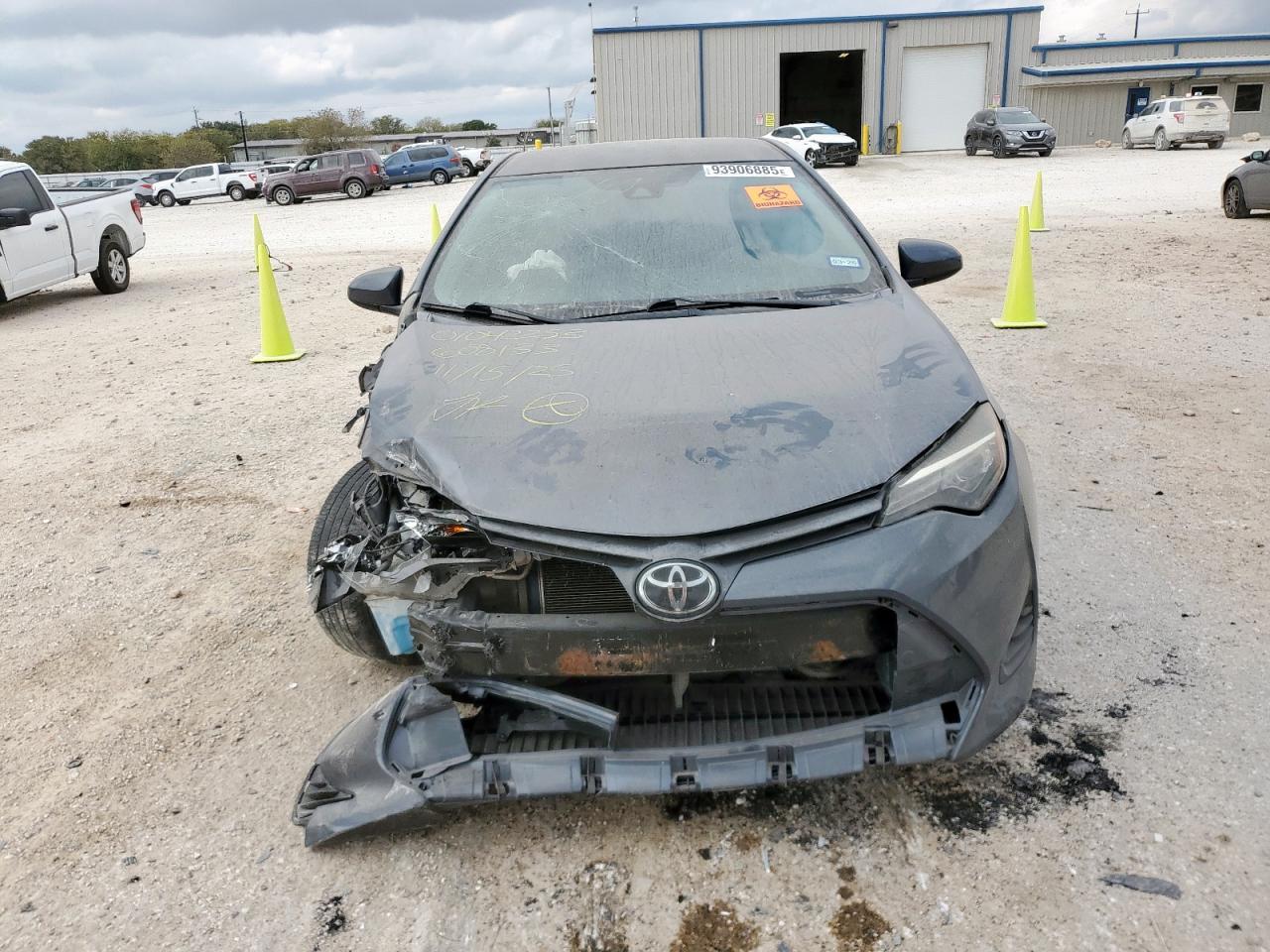 2017 TOYOTA COROLLA
