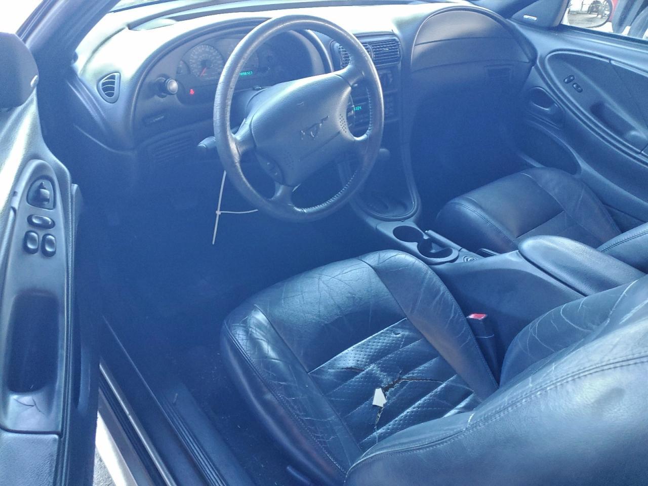 2000 FORD MUSTANG