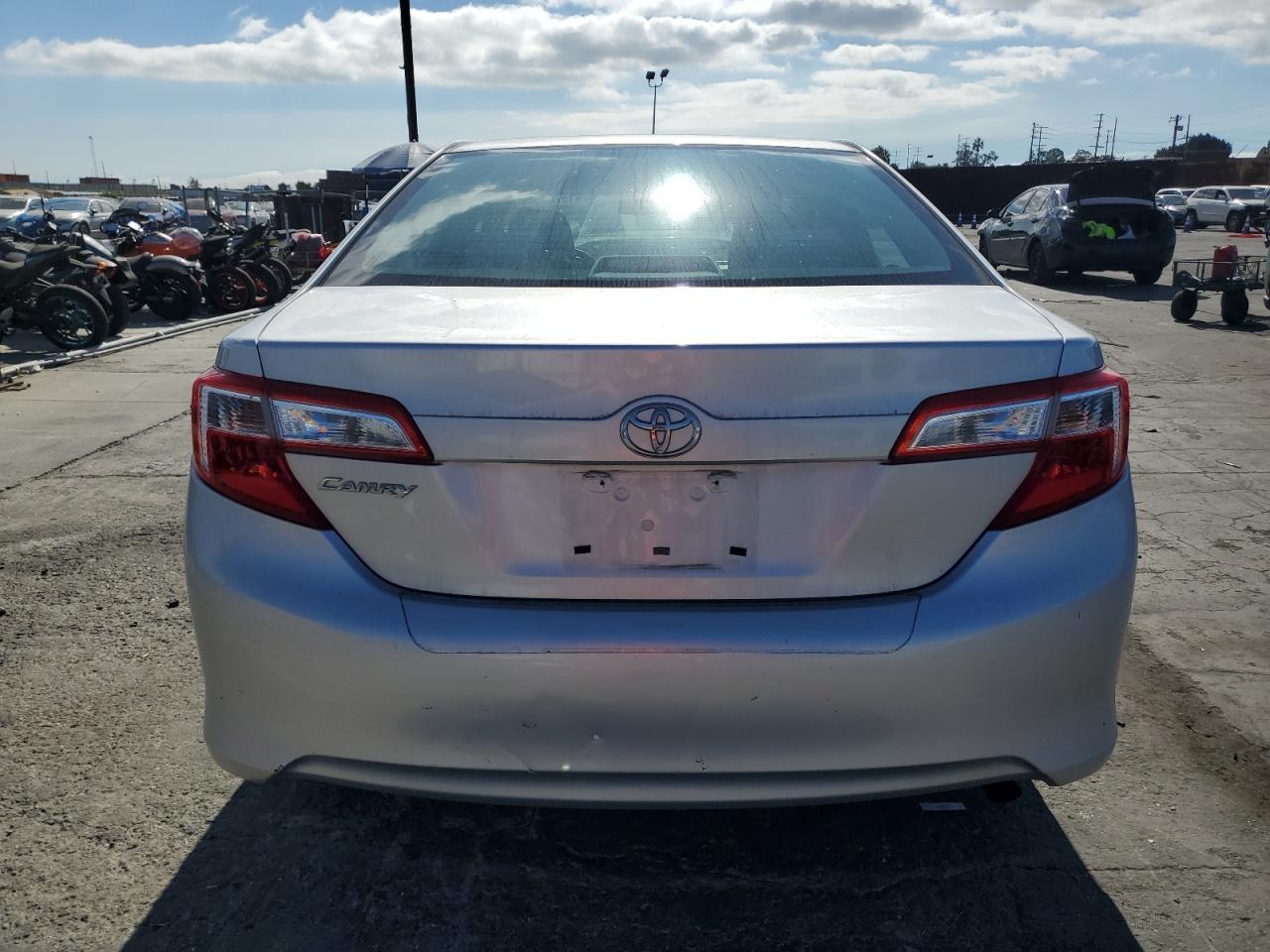 2012 TOYOTA CAMRY