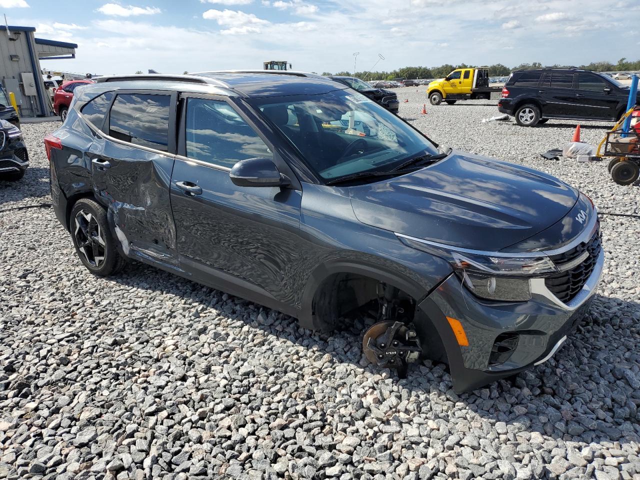 2025 KIA SELTOS
