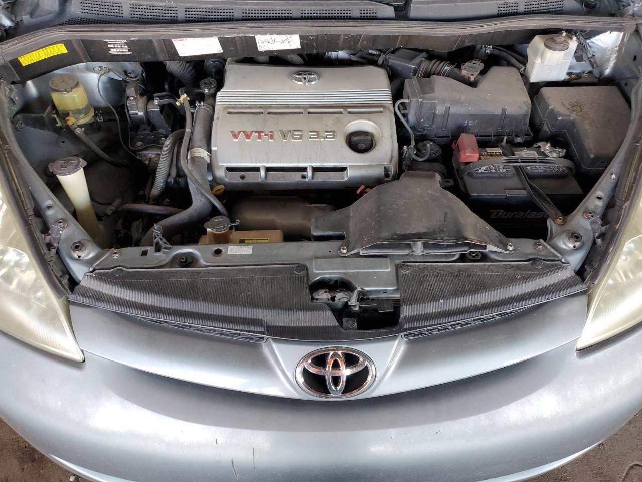 2006 TOYOTA SIENNA