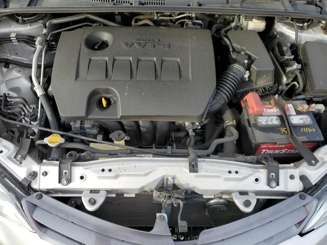 2015 TOYOTA COROLLA