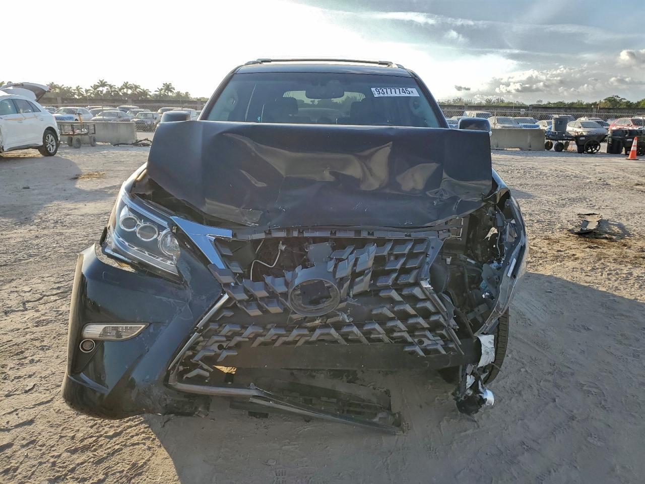 2017 LEXUS GX 460