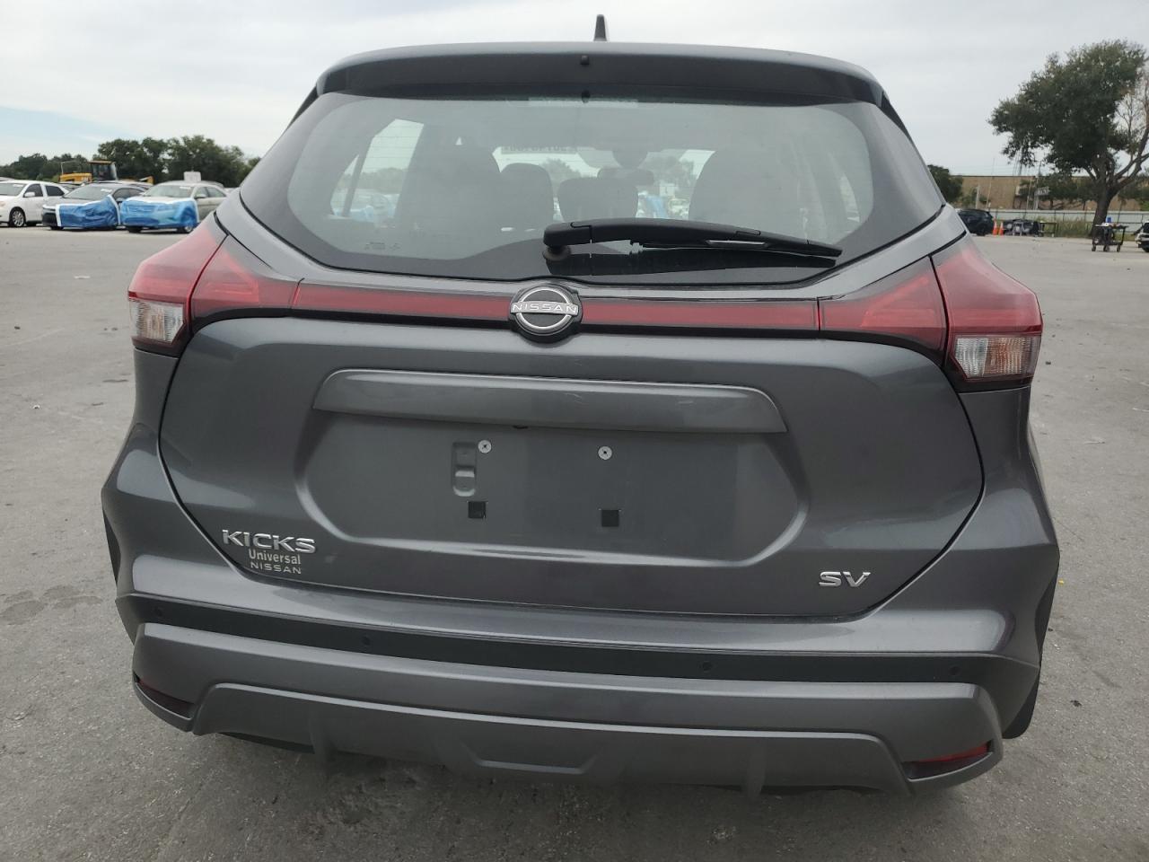 2022 NISSAN KICKS