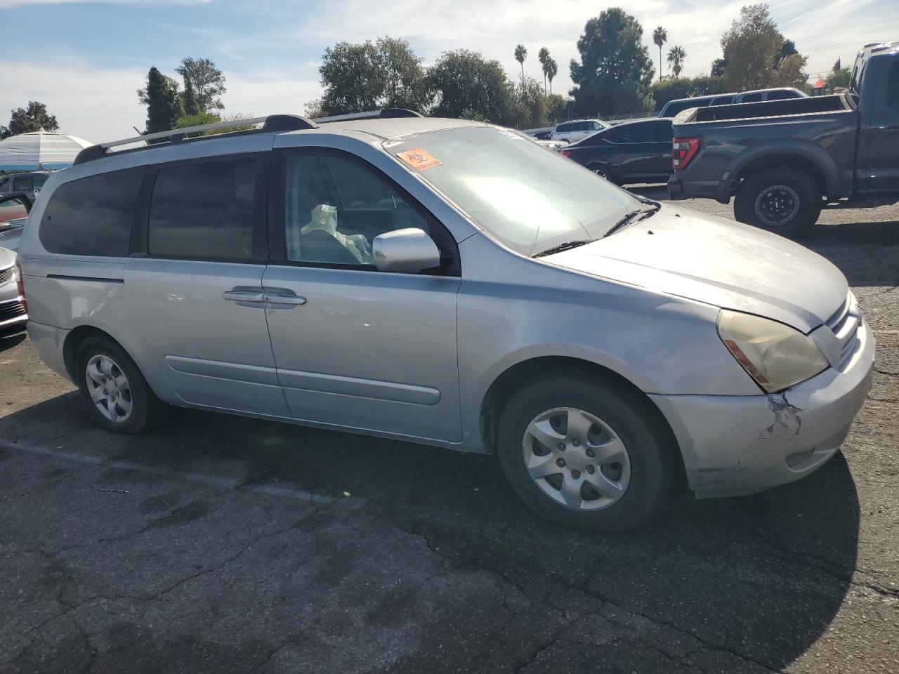 2009 KIA SEDONA