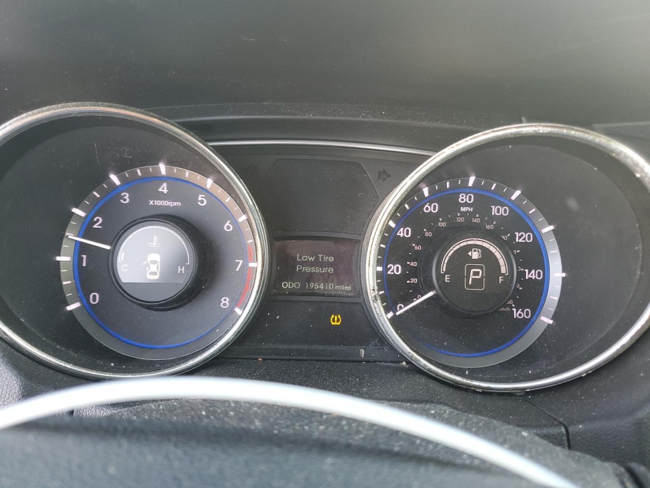 2011 HYUNDAI SONATA