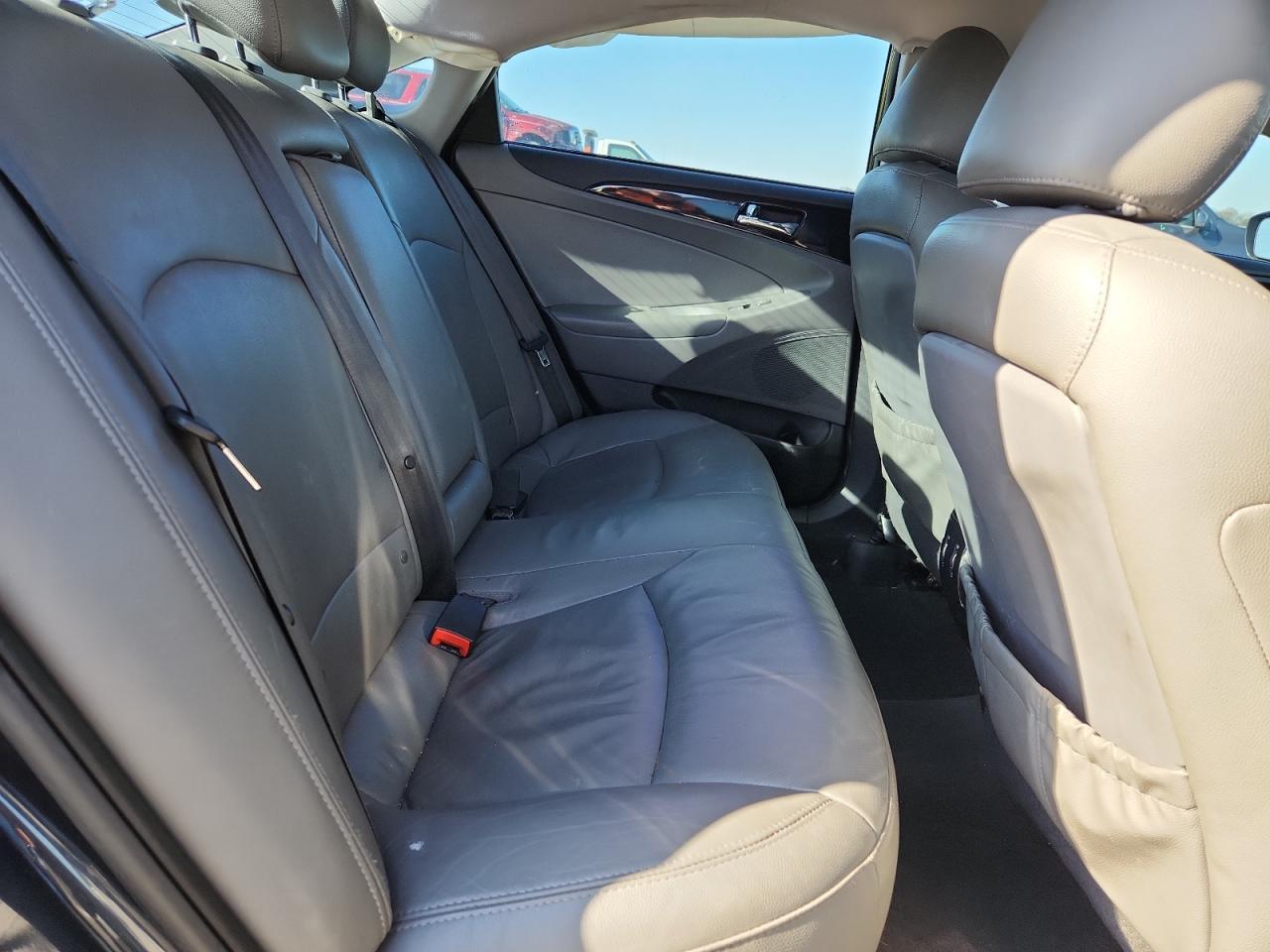 2012 HYUNDAI SONATA