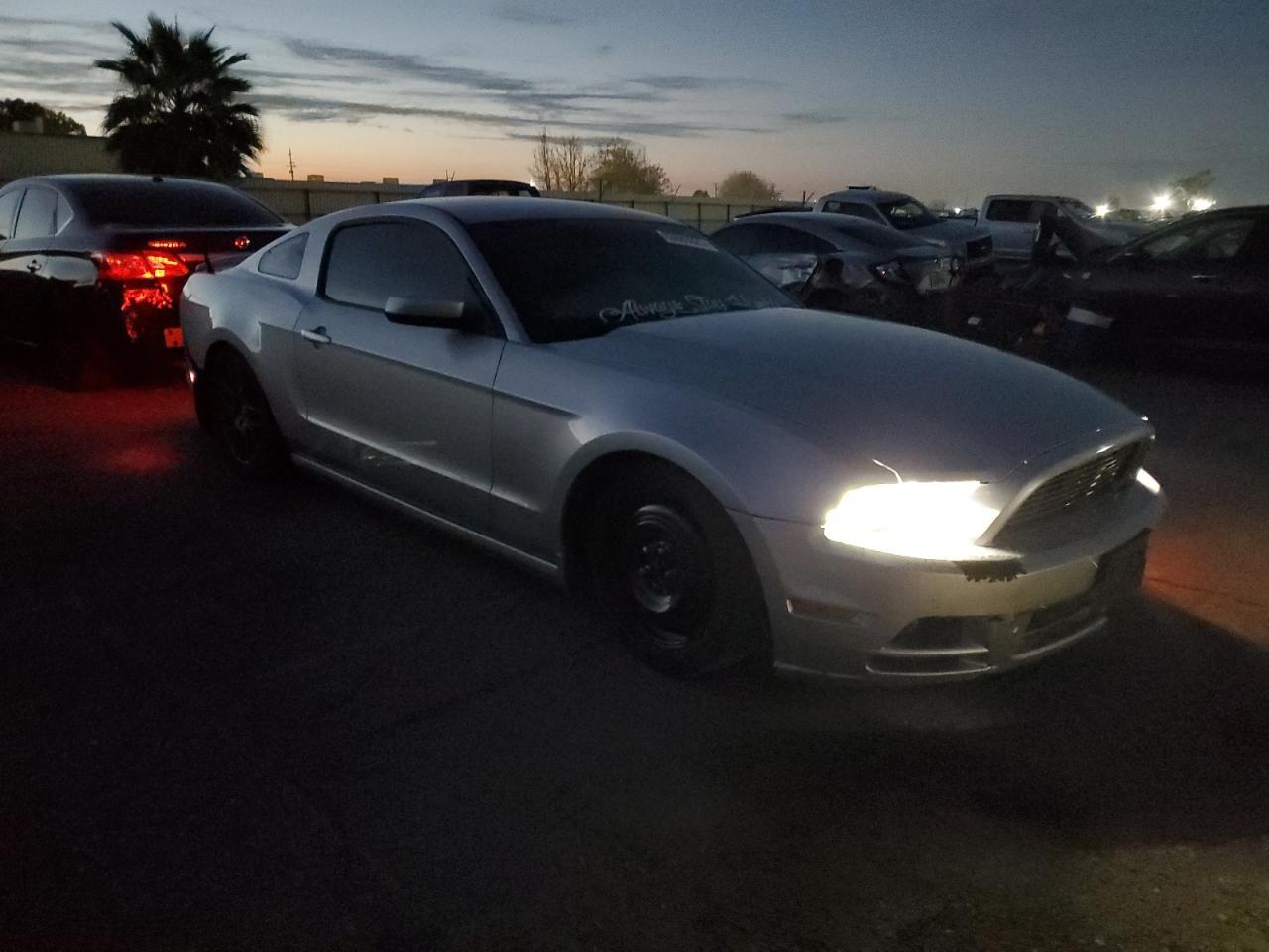 2013 FORD MUSTANG