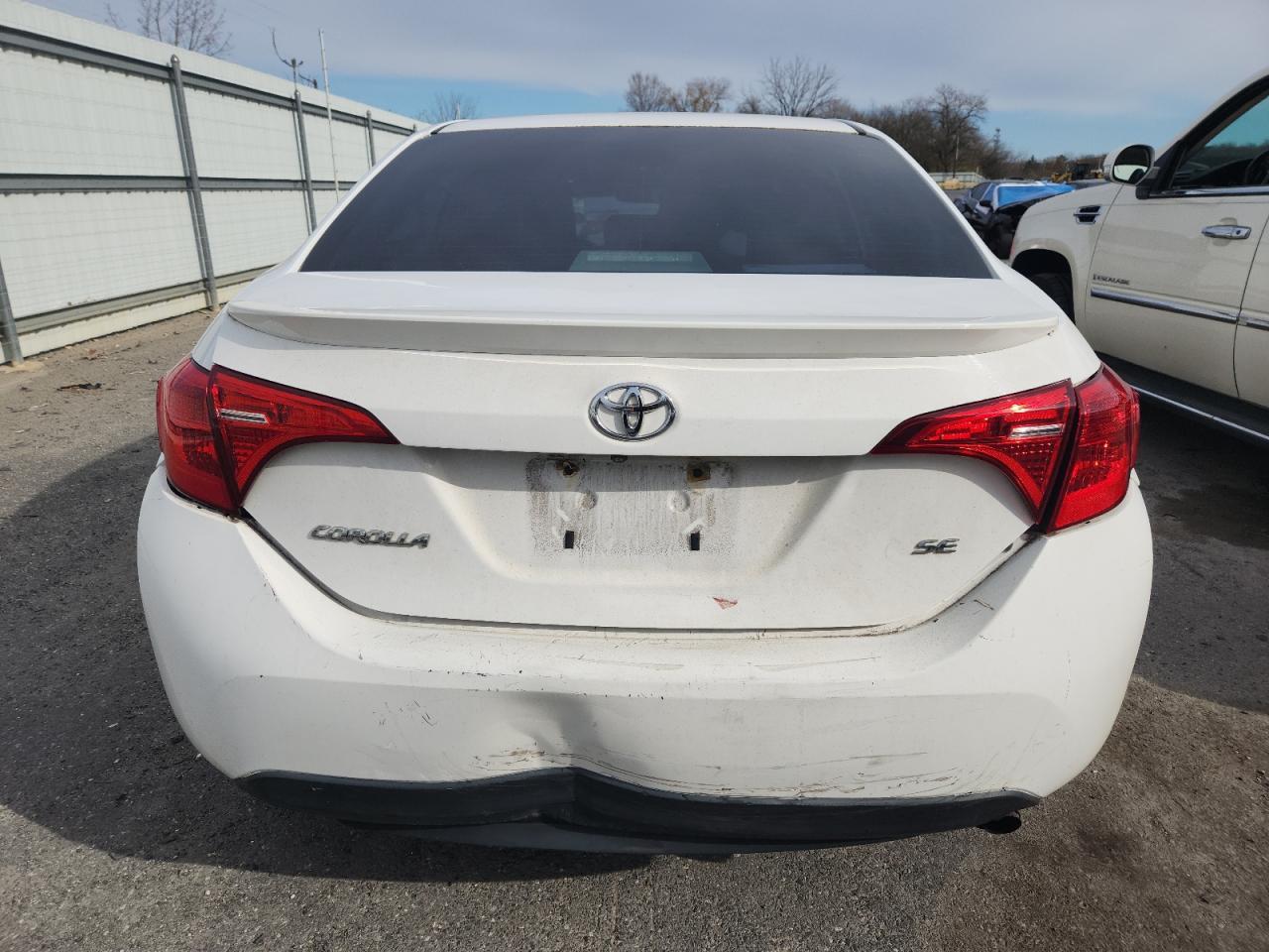 2017 TOYOTA COROLLA