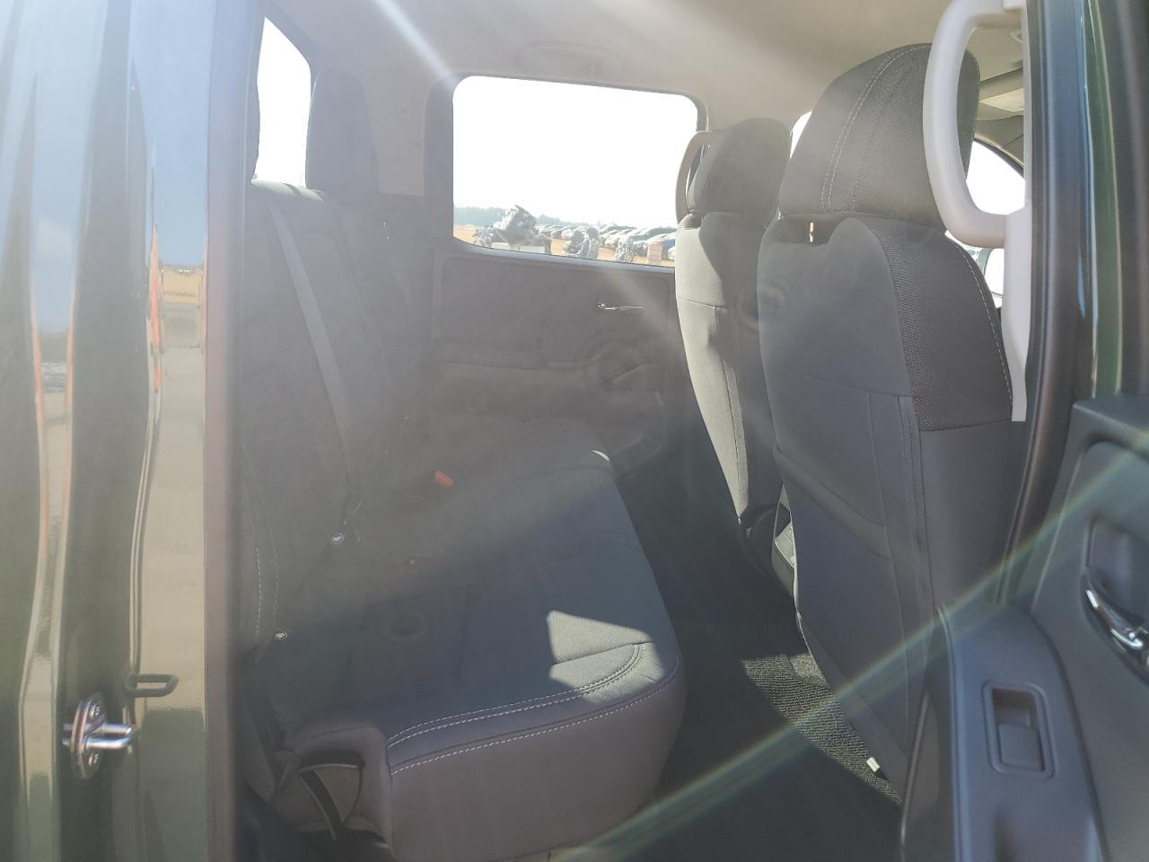 2024 NISSAN Frontier