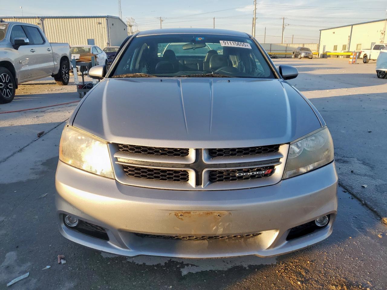 2014 DODGE Avenger