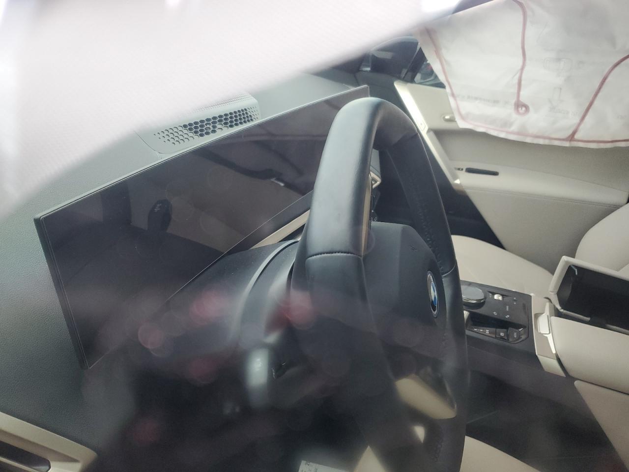 2024 BMW iX