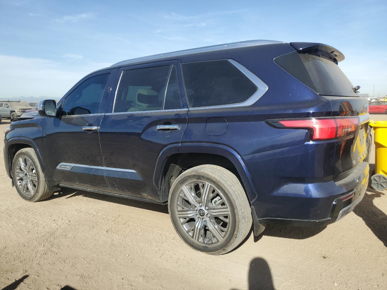 2024 TOYOTA Sequoia