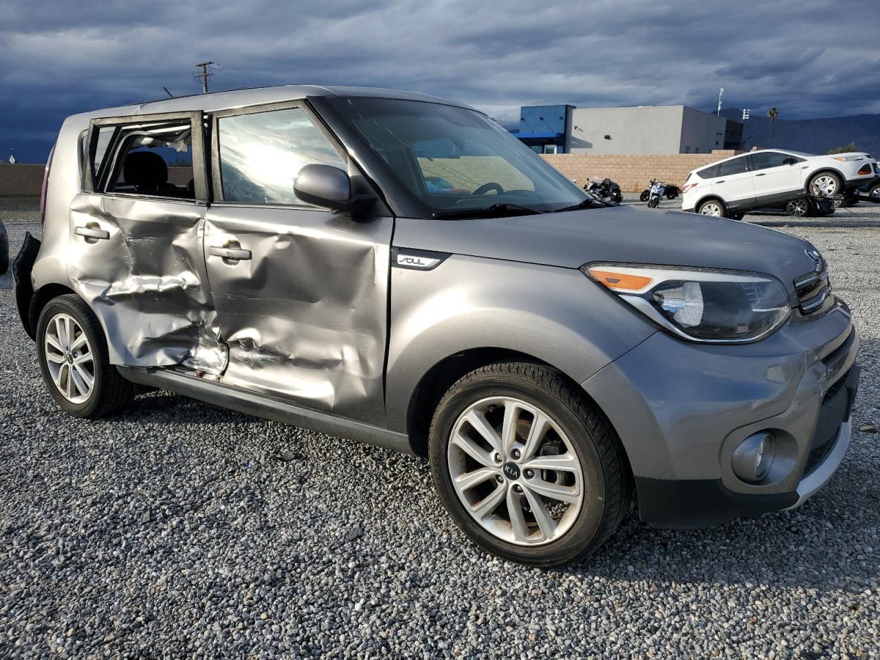 2018 KIA SOUL