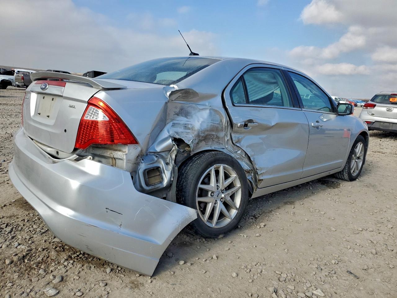 2011 FORD FUSION