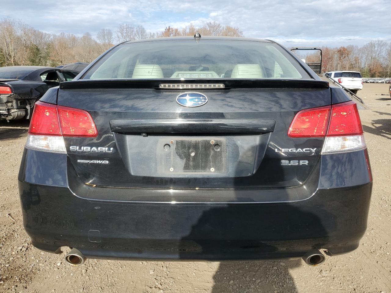 2013 SUBARU Legacy