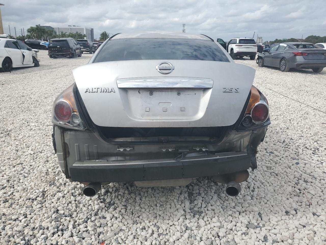 2010 NISSAN ALTIMA
