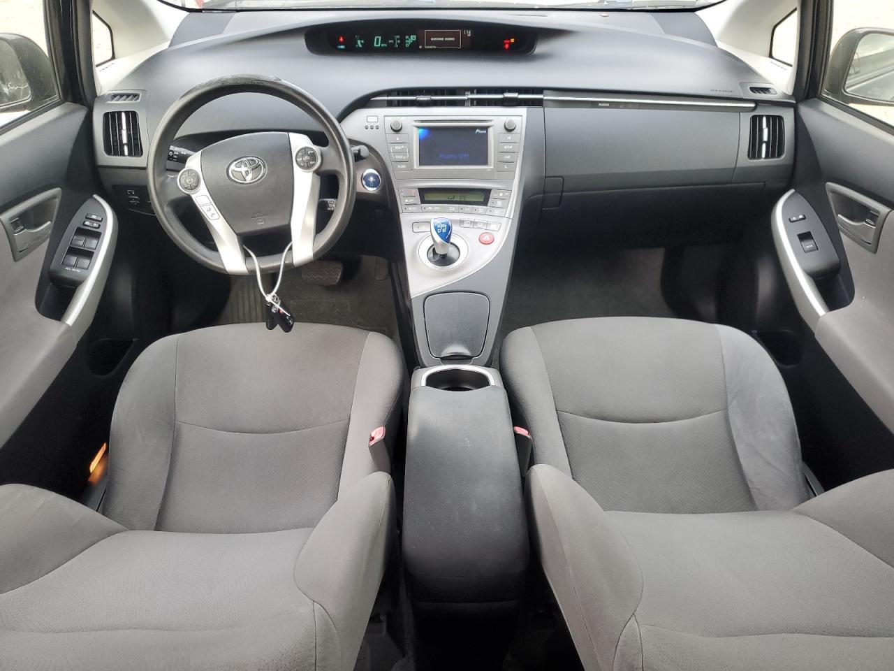 2013 TOYOTA PRIUS