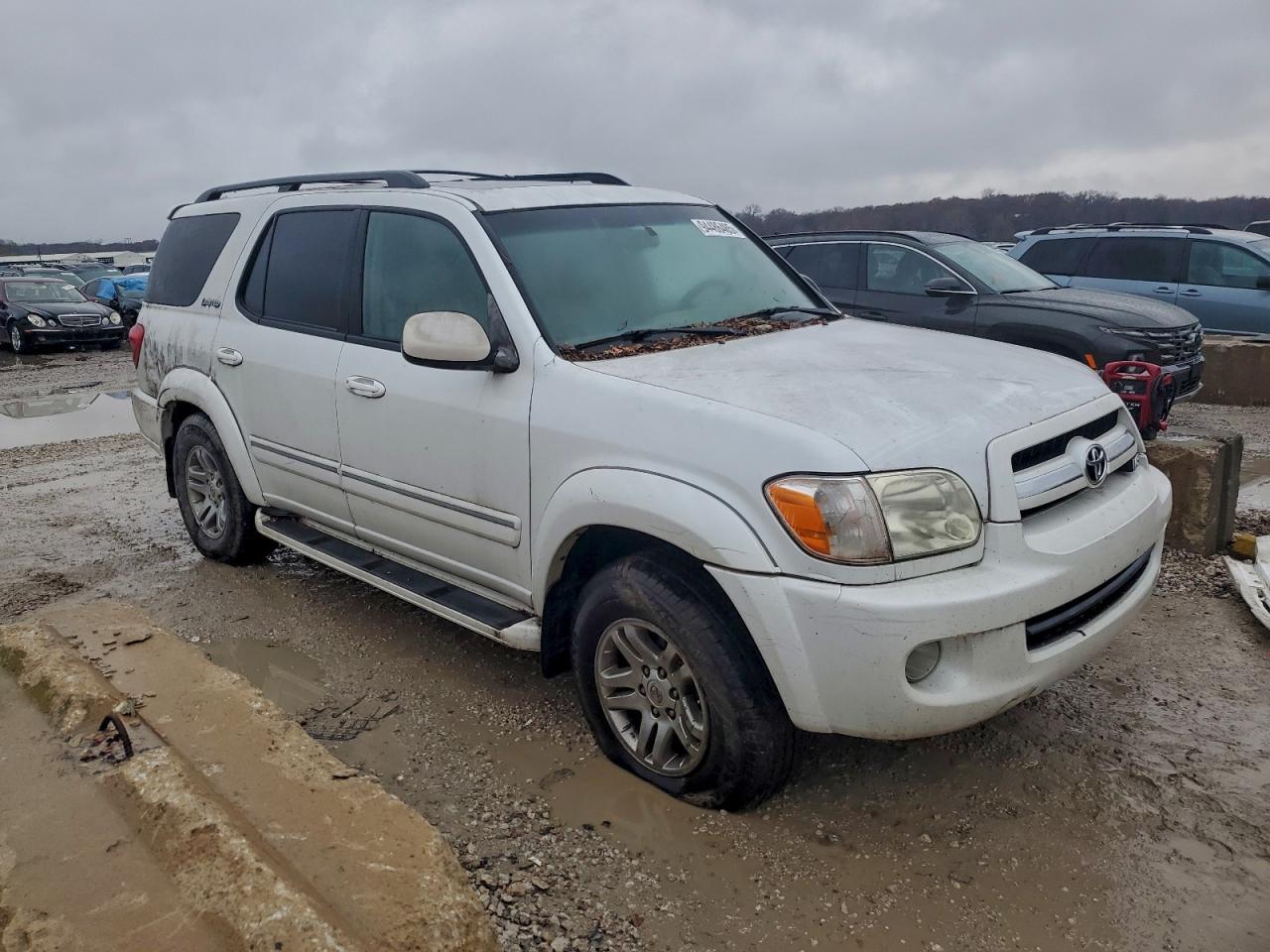 2005 TOYOTA Sequoia