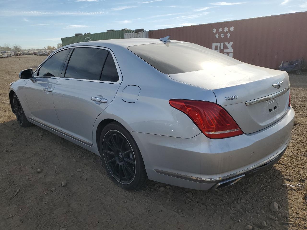 2017 GENESIS G90