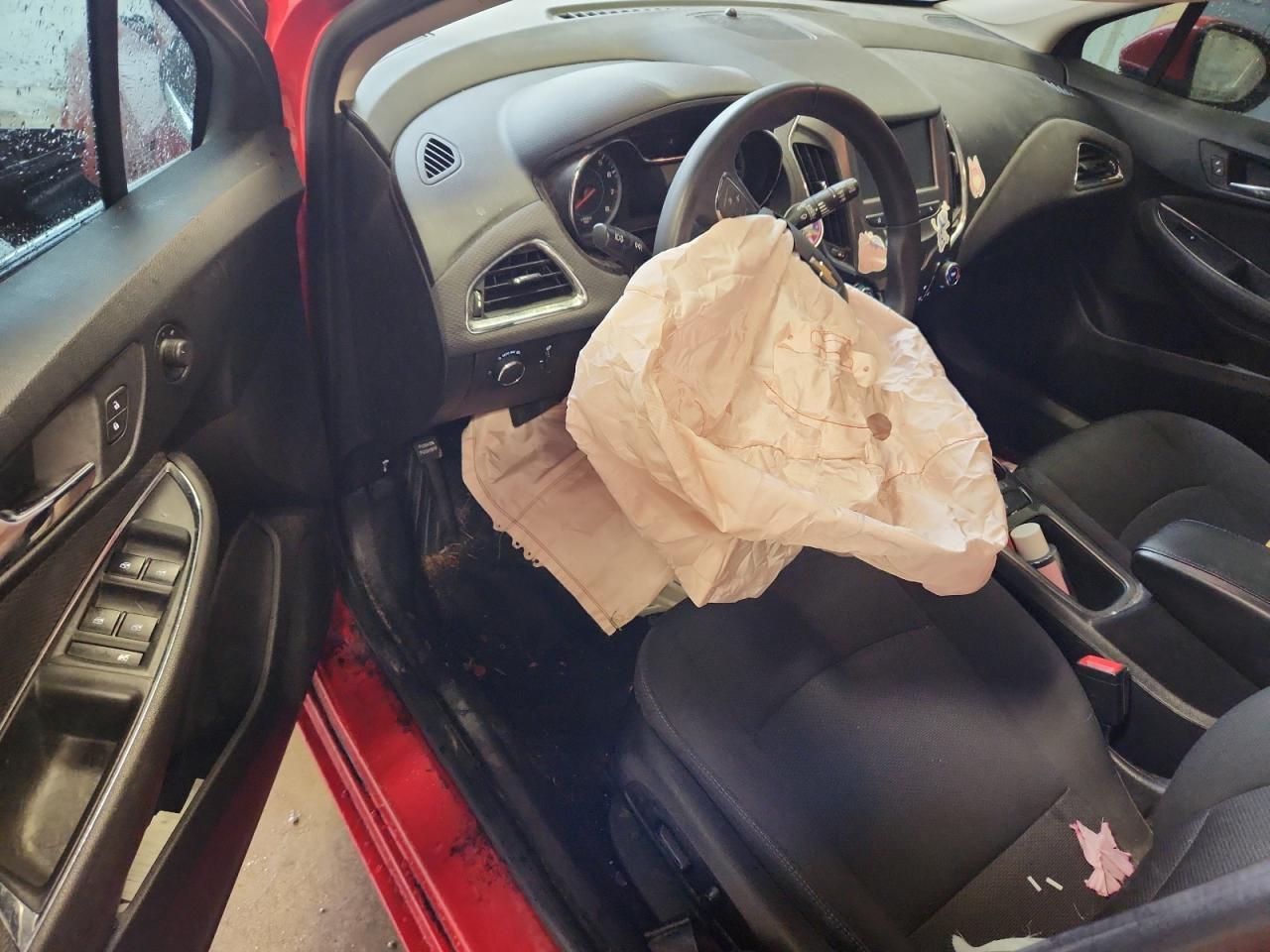 2018 CHEVROLET CRUZE