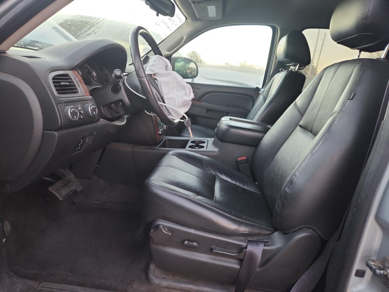 2012 CHEVROLET Tahoe