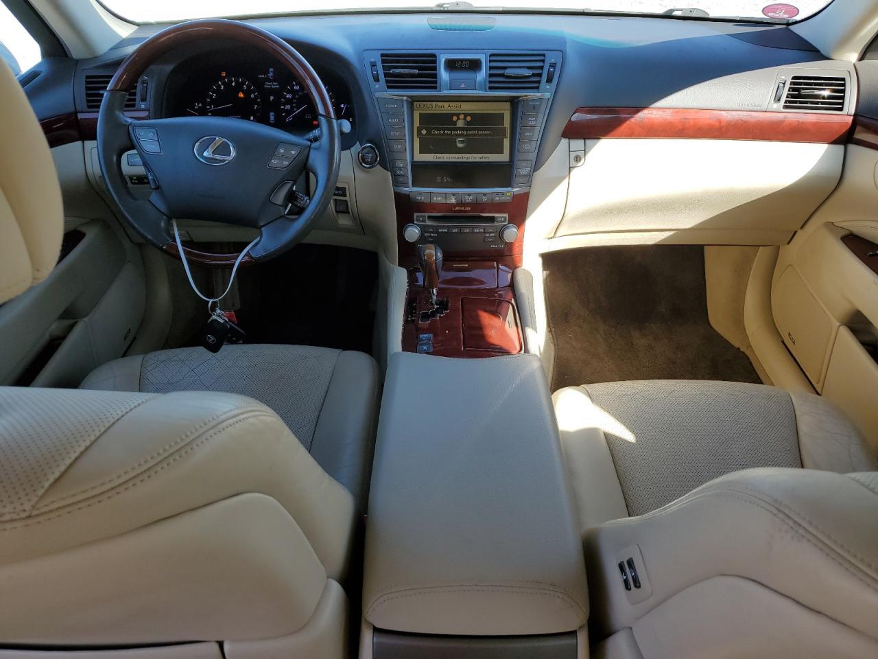 2011 LEXUS LS 460