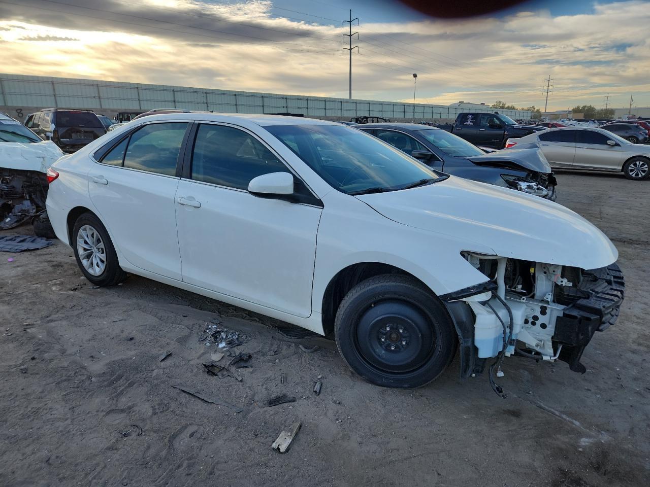 2015 TOYOTA CAMRY