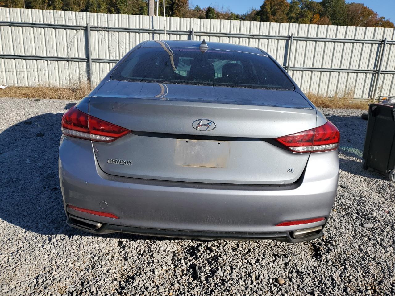 2016 HYUNDAI GENESIS
