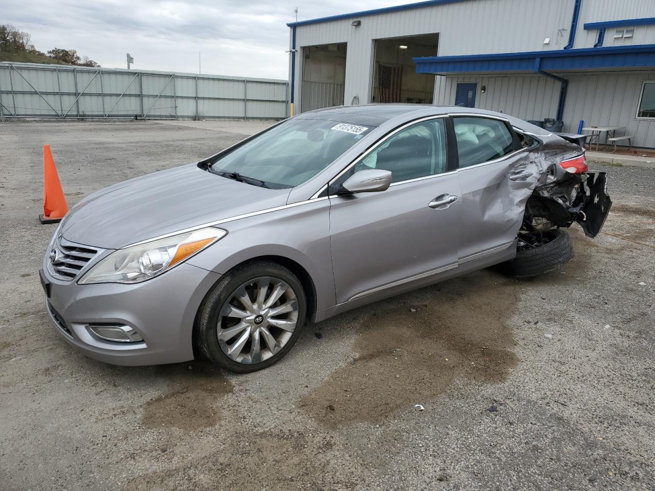 2012 HYUNDAI Azera