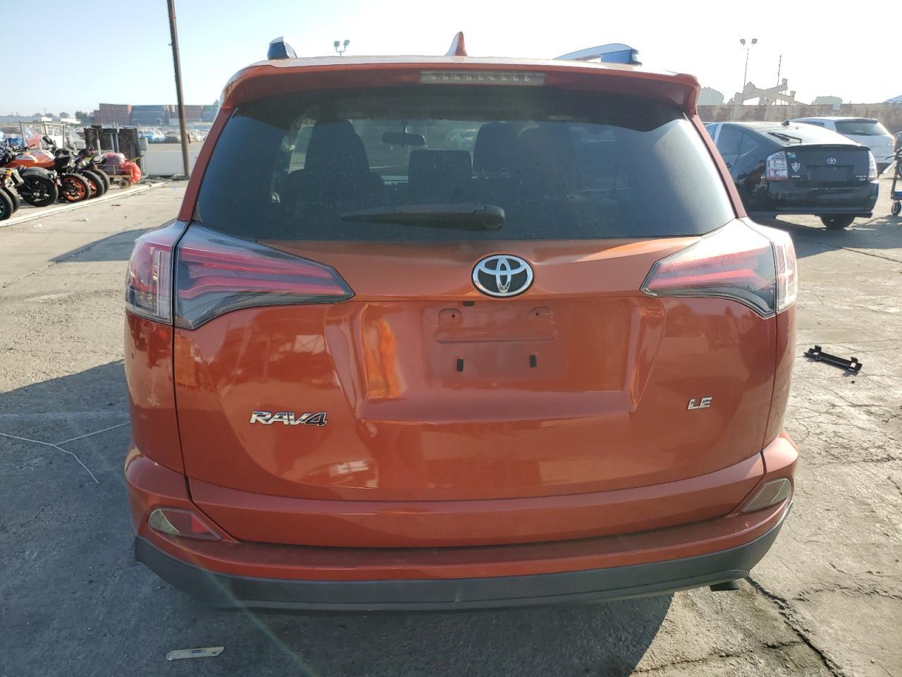2016 TOYOTA RAV4