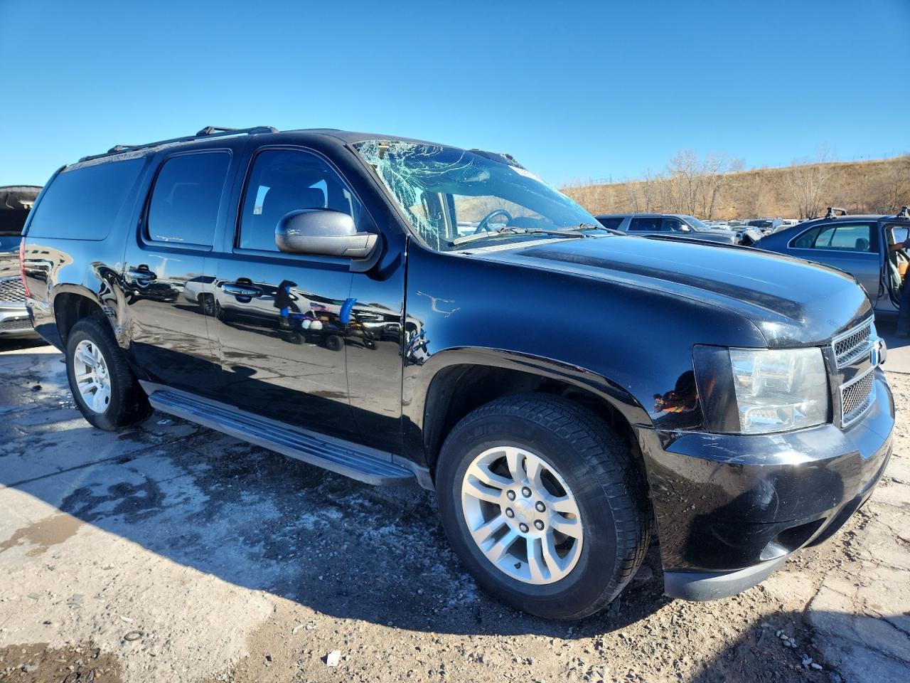2013 CHEVROLET Suburban