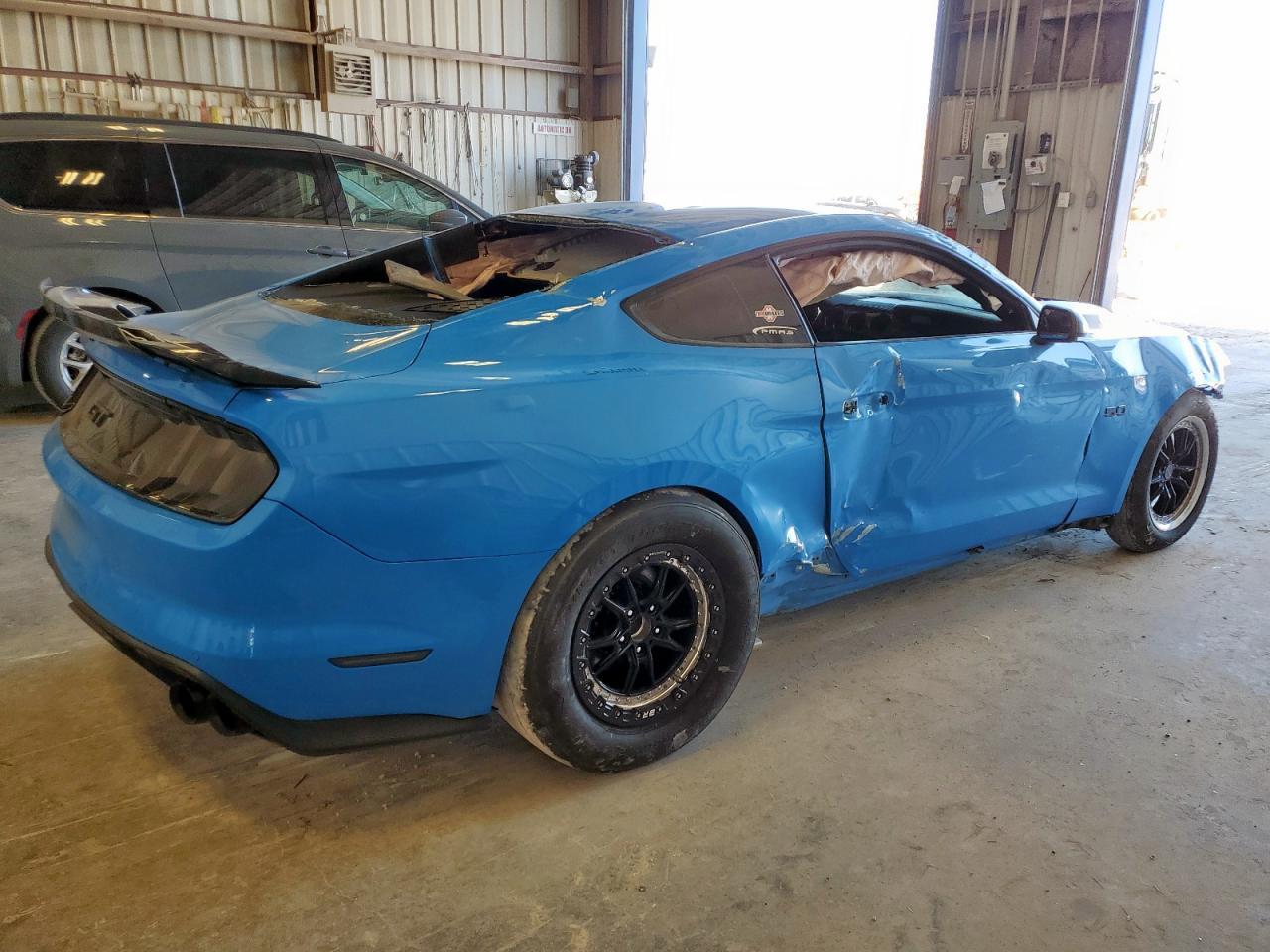 2017 FORD MUSTANG