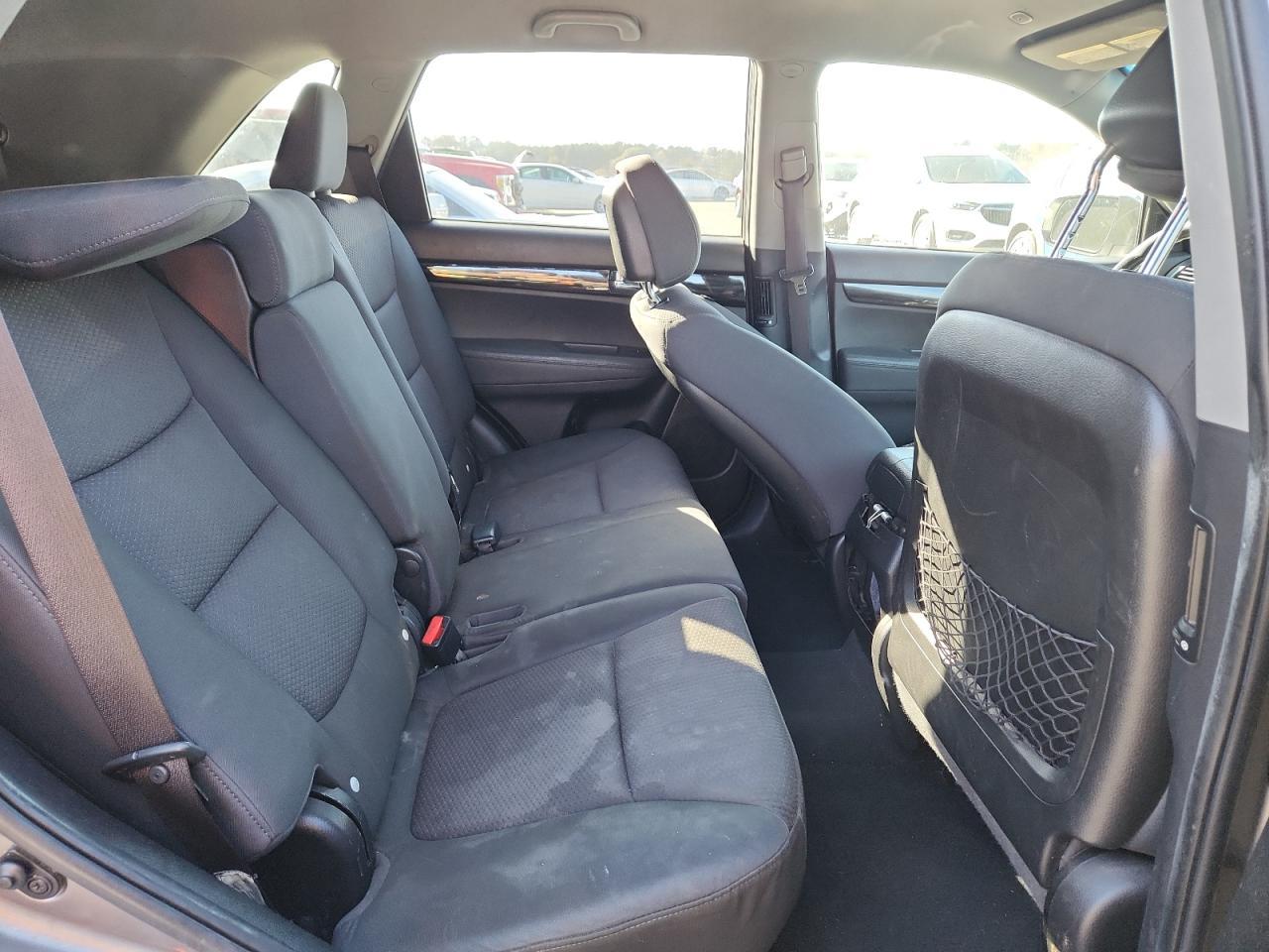 2011 KIA SORENTO