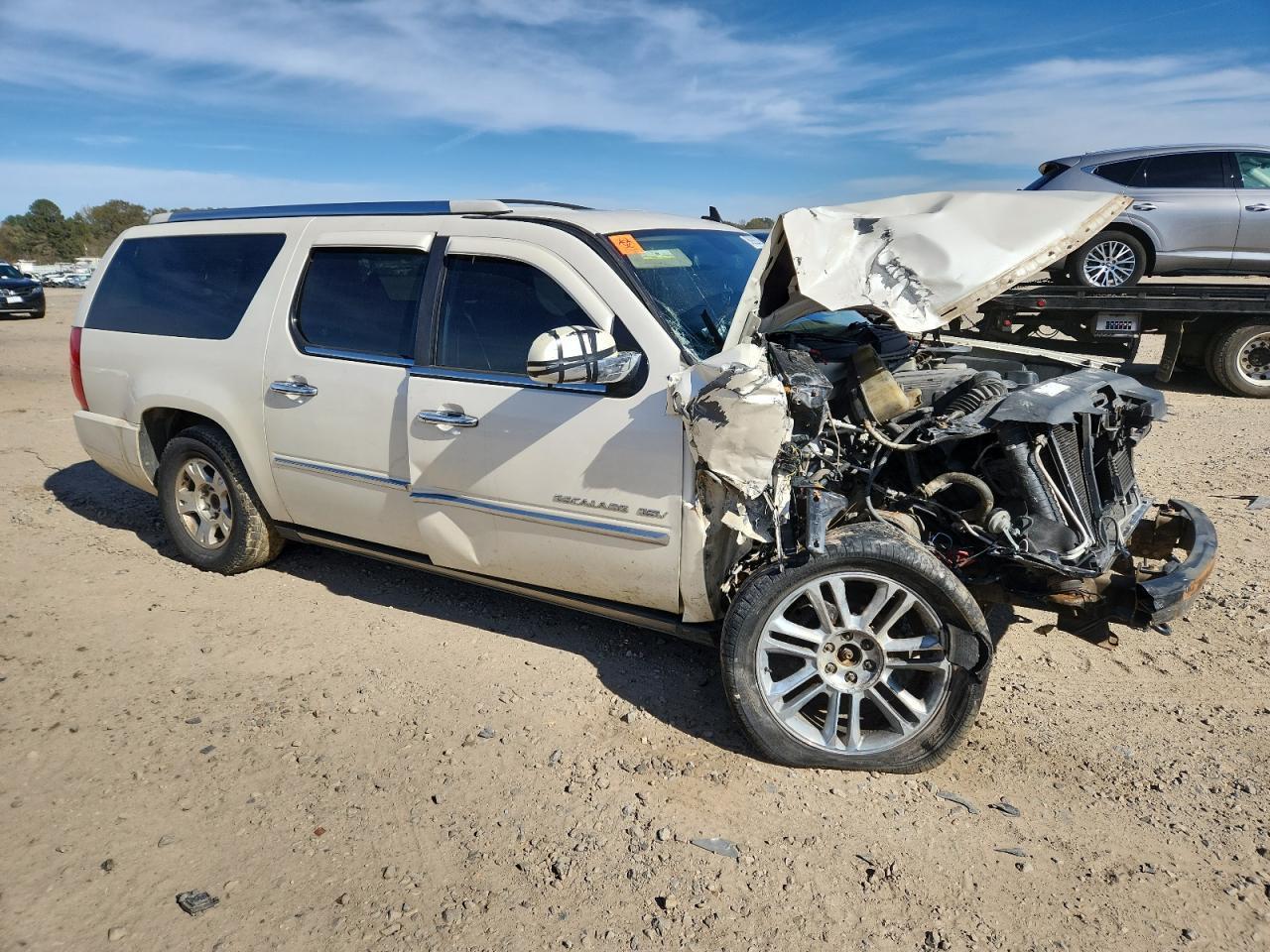 2010 CADILLAC Escalade ESV