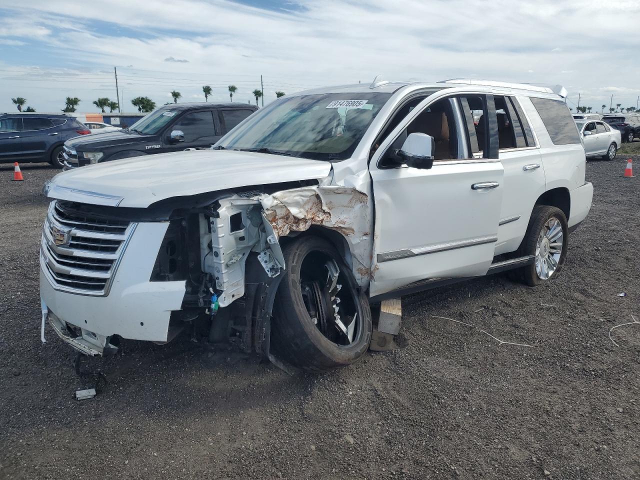 2017 CADILLAC ESCALADE
