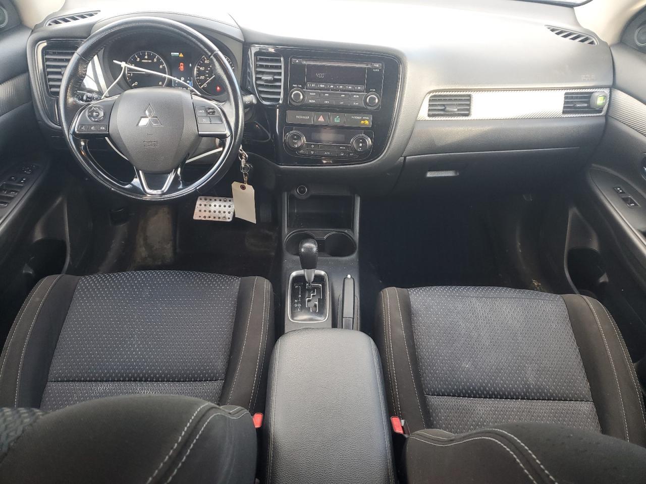 2016 MITSUBISHI outlander