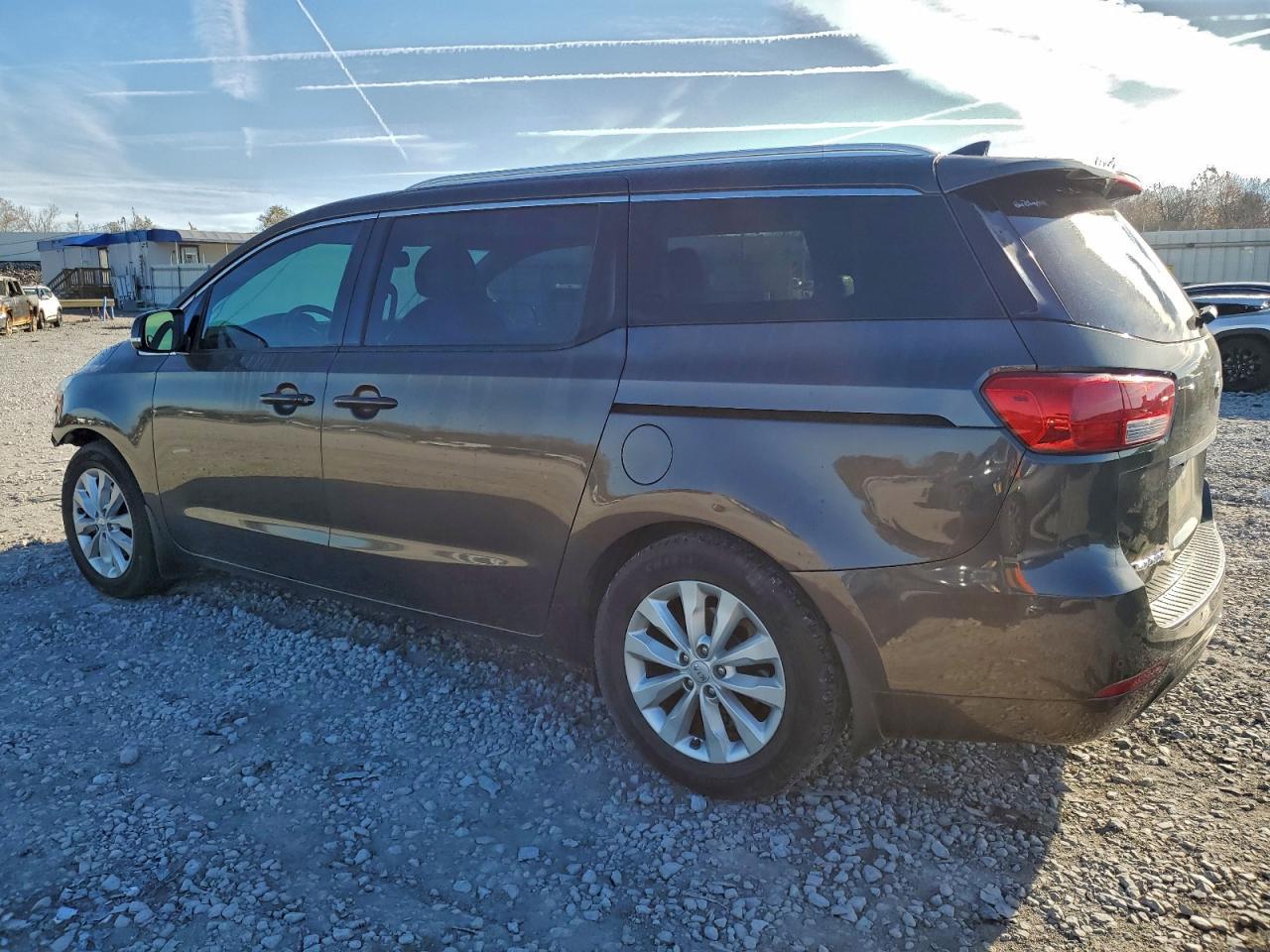 2016 KIA SEDONA