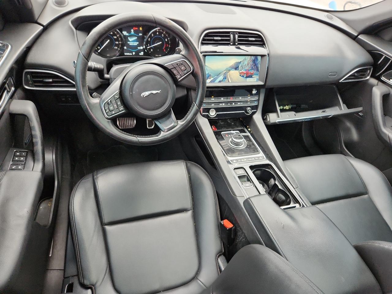 2019 JAGUAR F-Pace
